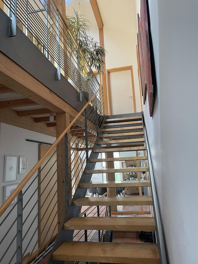 Predaj domu 230 m², pozemek 610 m², Moosinning, Bavorsko Predaj domu 230 m², pozemek 610 m², Moosinning, Bavorsko