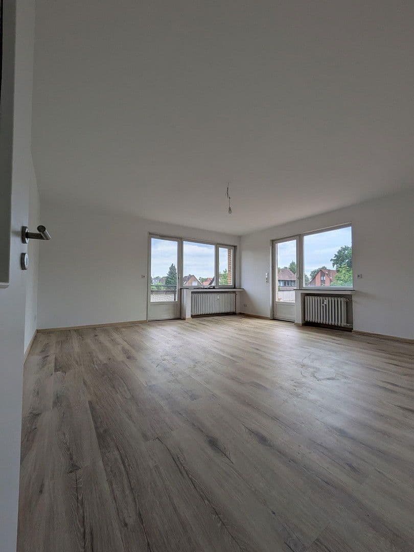 Prenájom bytu 3-izbový 100 m², Wilhelm-Hirte-Str. 31, Langenhagen, Dolné Sasko Prenájom bytu 3-izbový 100 m², Wilhelm-Hirte-Str. 31, Langenhagen, Dolné Sasko