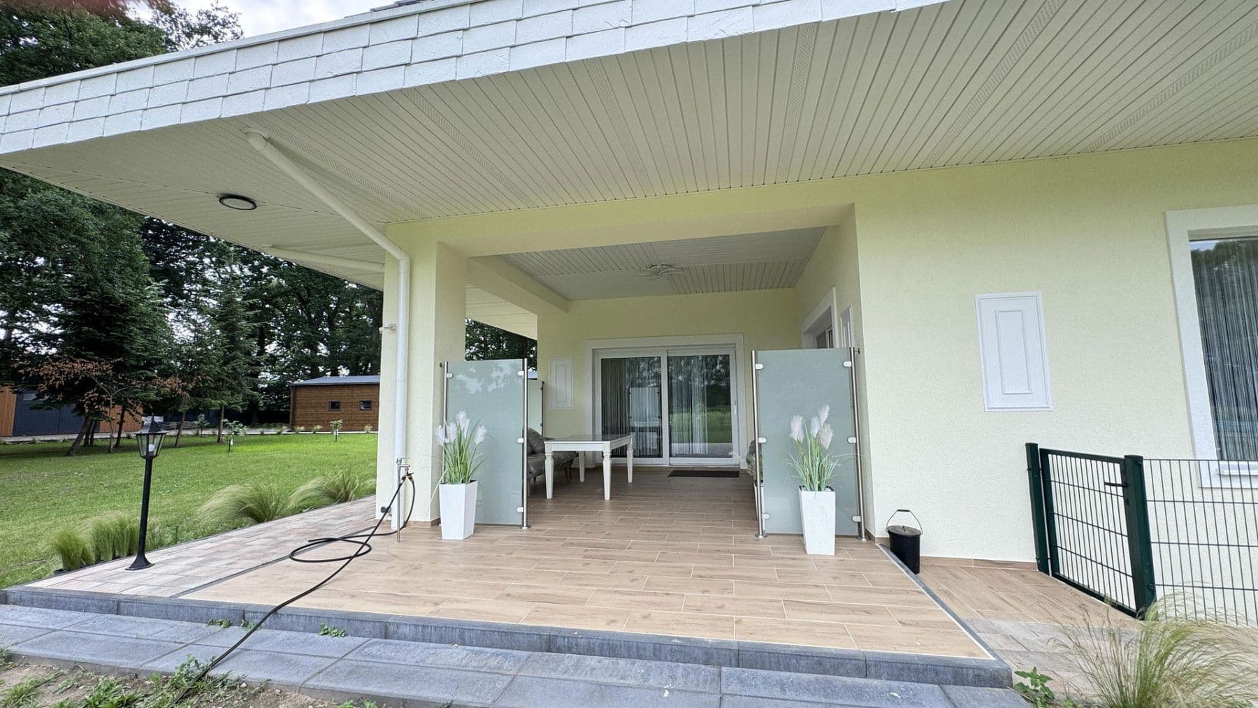 Predaj domu 877 m², pozemek 23.976 m², Balge, Dolné Sasko Predaj domu 877 m², pozemek 23.976 m², Balge, Dolné Sasko