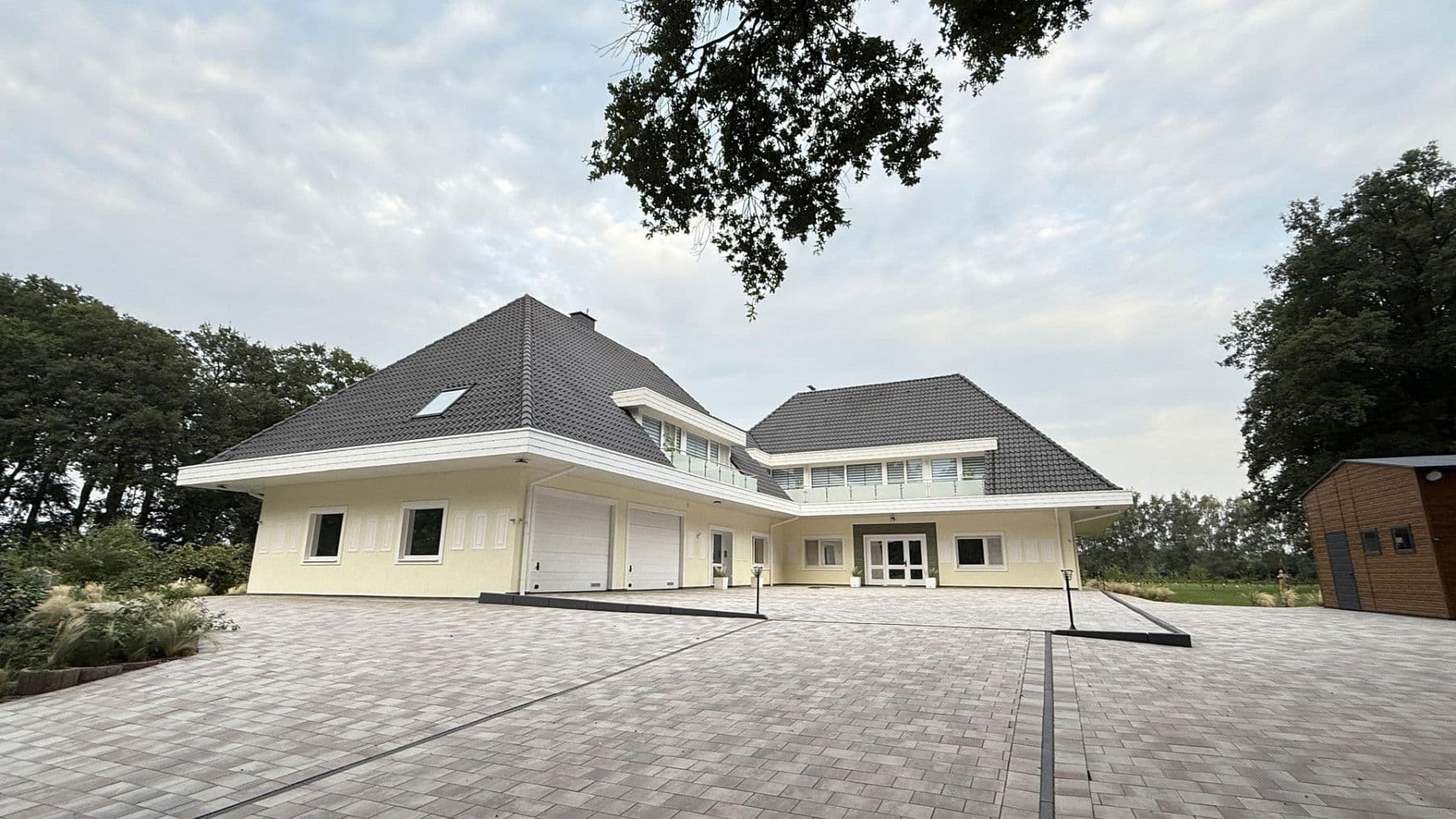 Predaj domu 877 m², pozemek 23.976 m², Balge, Dolné Sasko Predaj domu 877 m², pozemek 23.976 m², Balge, Dolné Sasko