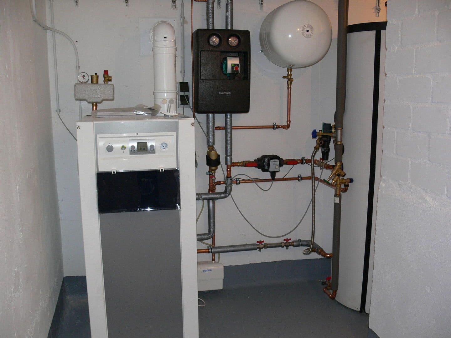 Predaj domu 330 m², pozemek 1.280 m², Liebenau, Dolné Sasko Predaj domu 330 m², pozemek 1.280 m², Liebenau, Dolné Sasko