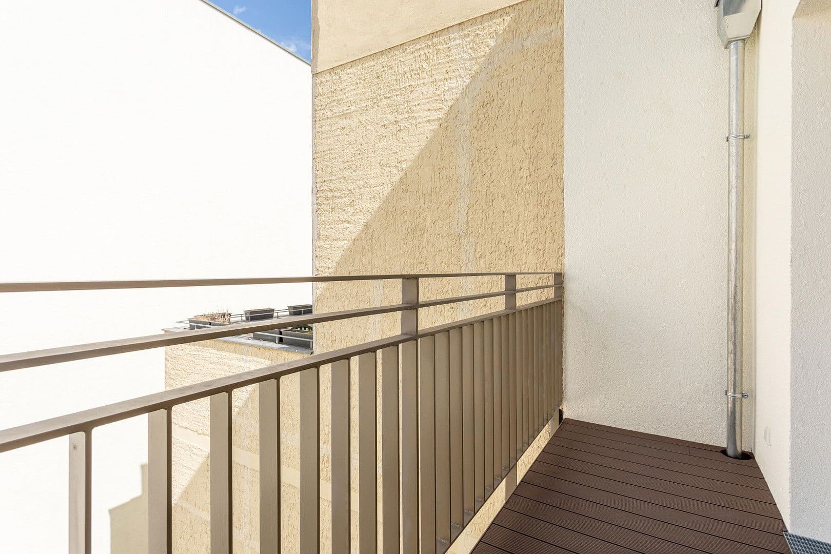 Predaj bytu 3-izbový 72 m², Hohenstaufenstraße 9, Berlin, Berlín Predaj bytu 3-izbový 72 m², Hohenstaufenstraße 9, Berlin, Berlín