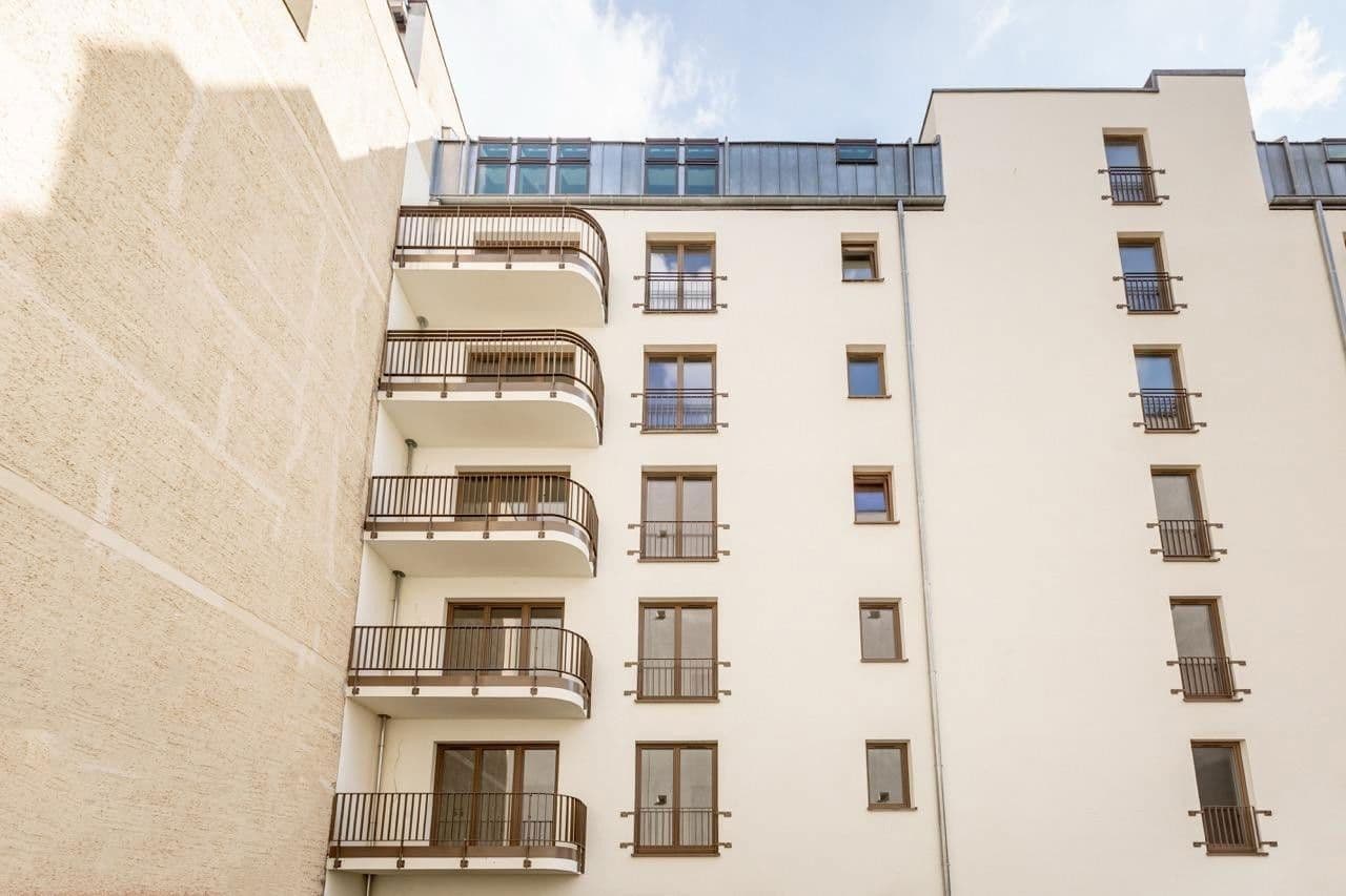 Predaj bytu 3-izbový 72 m², Hohenstaufenstraße 9, Berlin, Berlín Predaj bytu 3-izbový 72 m², Hohenstaufenstraße 9, Berlin, Berlín