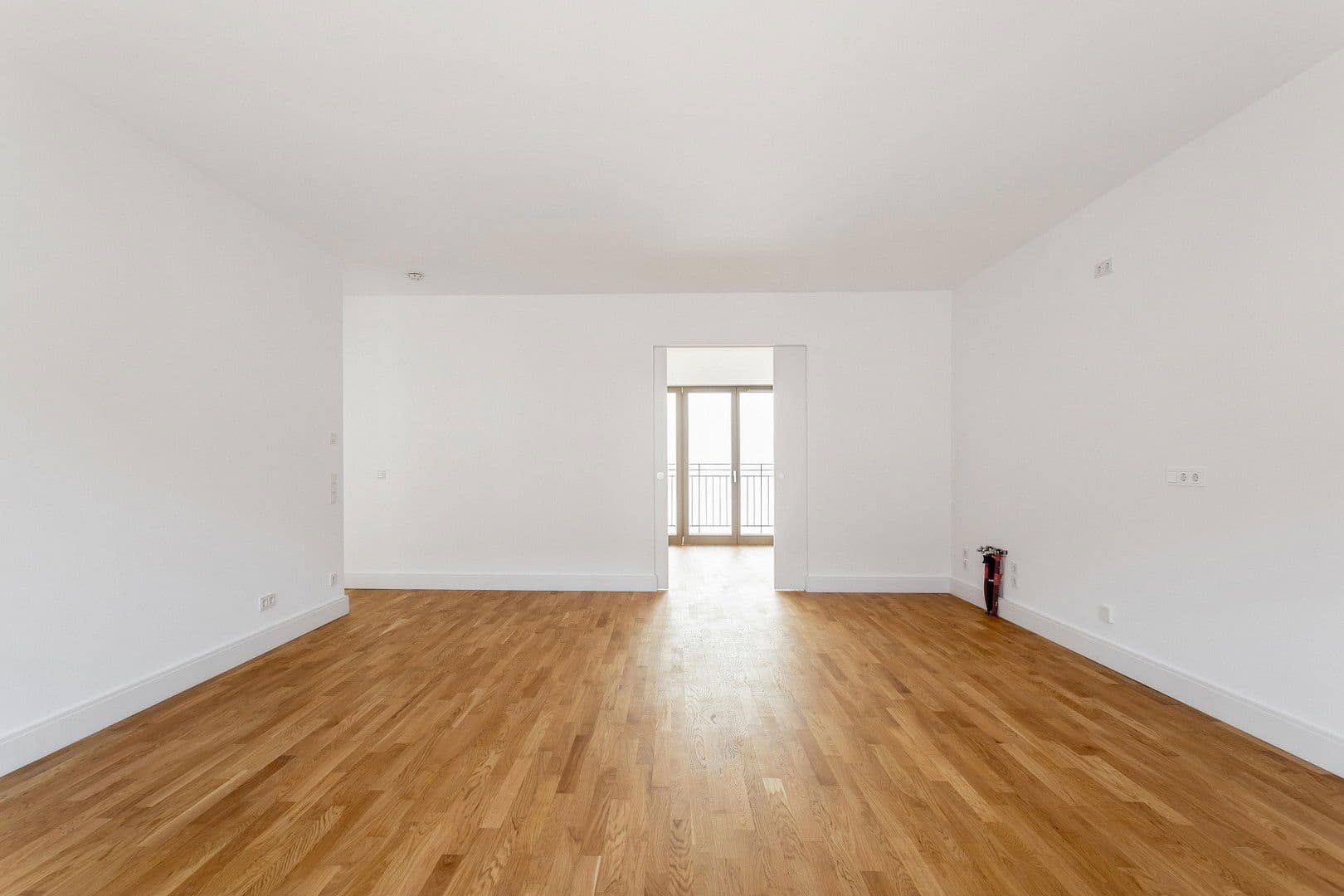 Predaj bytu 3-izbový 72 m², Hohenstaufenstraße 9, Berlin, Berlín Predaj bytu 3-izbový 72 m², Hohenstaufenstraße 9, Berlin, Berlín