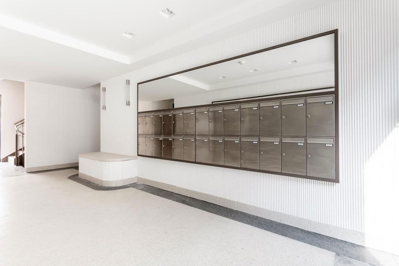 Predaj bytu 3-izbový 72 m², Hohenstaufenstraße 9, Berlin, Berlín Predaj bytu 3-izbový 72 m², Hohenstaufenstraße 9, Berlin, Berlín