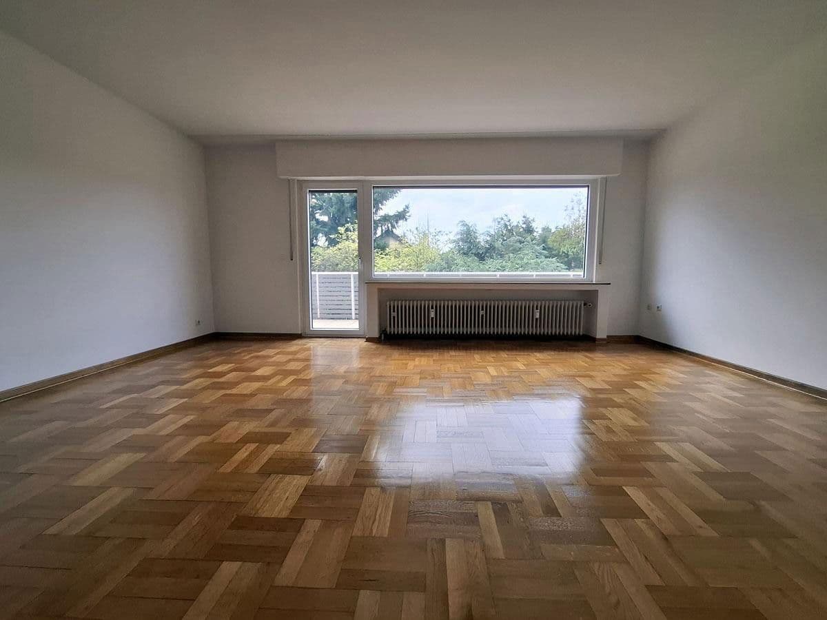 Prenájom bytu 3-izbový 83 m², Bornheim, Severné Porýnie - Westfálsko Prenájom bytu 3-izbový 83 m², Bornheim, Severné Porýnie - Westfálsko