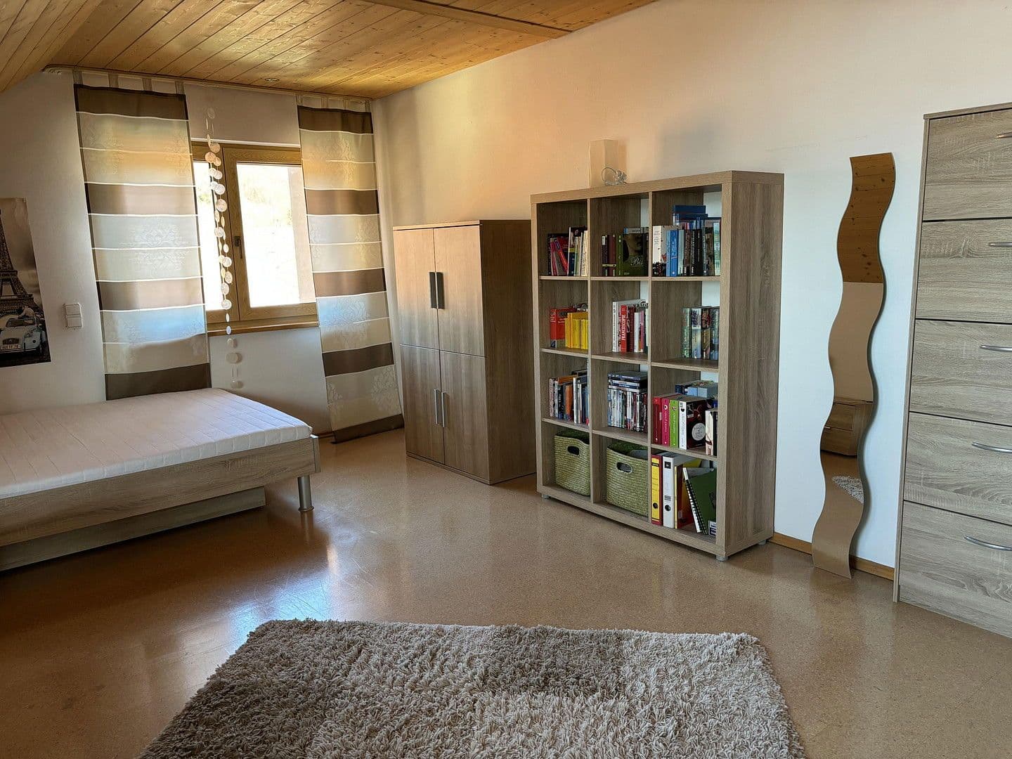 Prenájom bytu 3-izbový 120 m², Sulzdorf an der Lederhecke, Bavorsko Prenájom bytu 3-izbový 120 m², Sulzdorf an der Lederhecke, Bavorsko