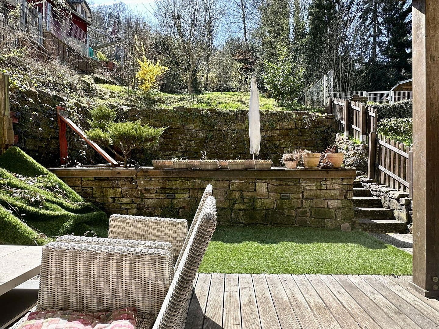 Prenájom bytu 3-izbový 80 m², Calw, Bádensko-Wurttembersko Prenájom bytu 3-izbový 80 m², Calw, Bádensko-Wurttembersko