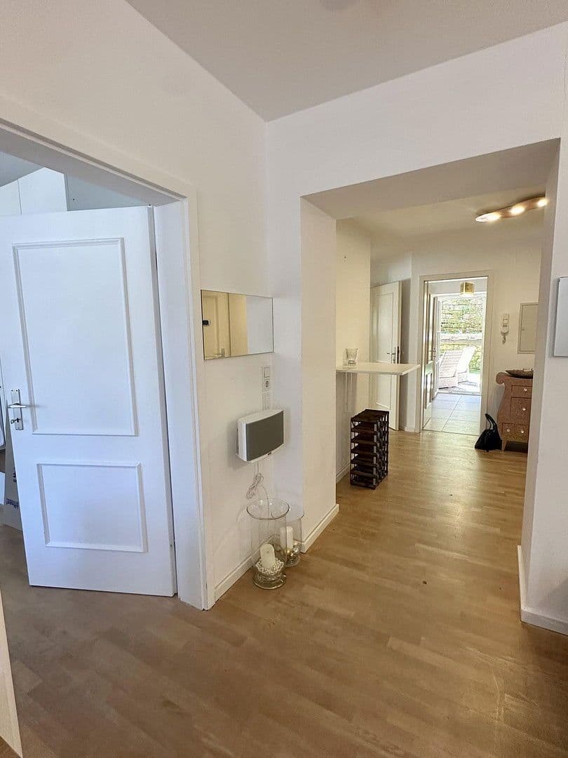 Prenájom bytu 3-izbový 80 m², Calw, Bádensko-Wurttembersko Prenájom bytu 3-izbový 80 m², Calw, Bádensko-Wurttembersko