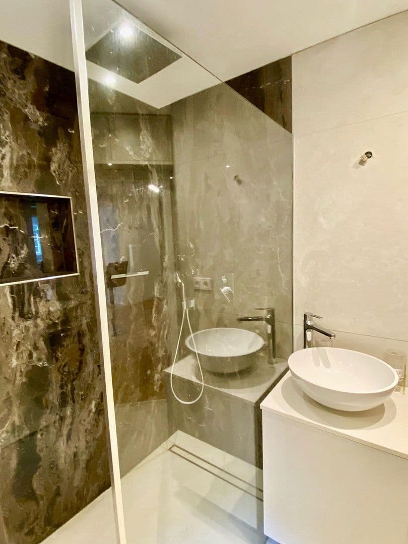 Prenájom bytu 3-izbový 80 m², Calw, Bádensko-Wurttembersko Prenájom bytu 3-izbový 80 m², Calw, Bádensko-Wurttembersko