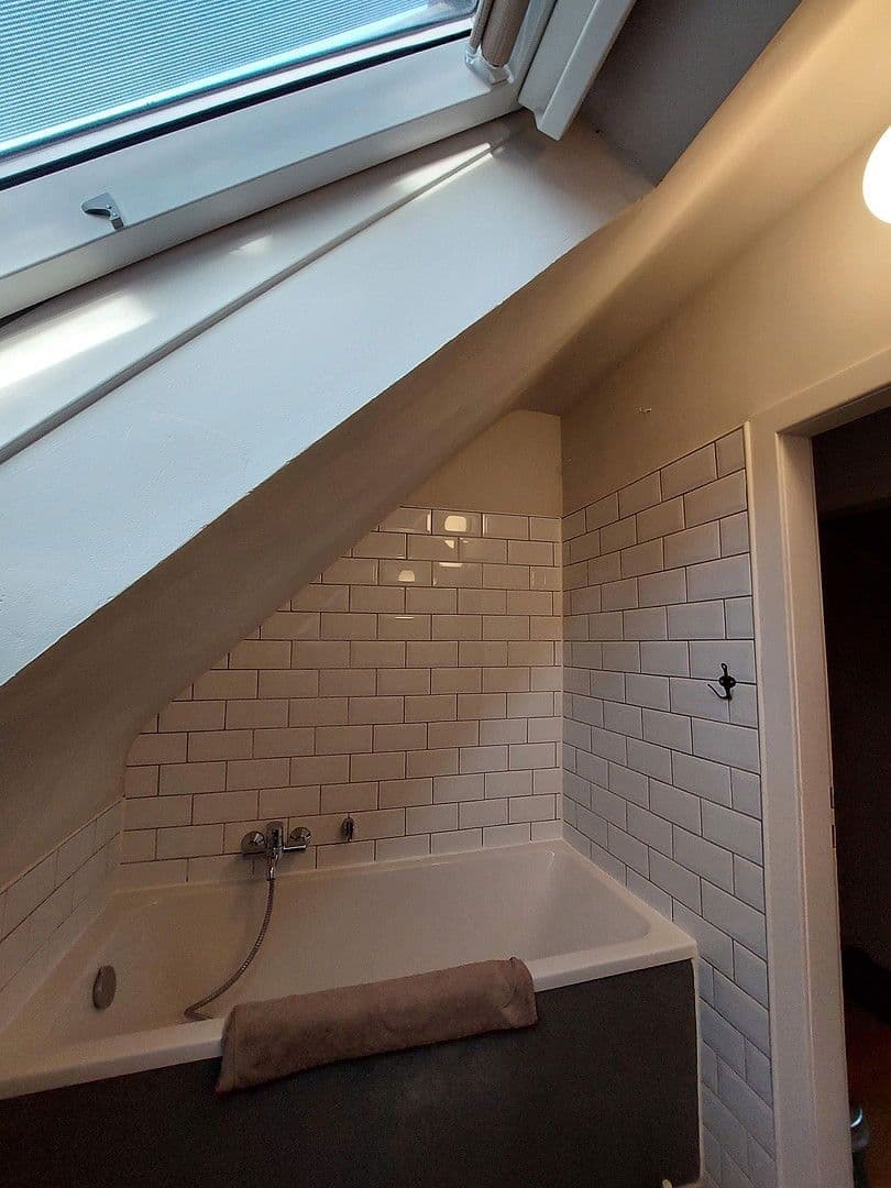 Prenájom domu 75 m², pozemek 110 m², Frechen, Severné Porýnie - Westfálsko Prenájom domu 75 m², pozemek 110 m², Frechen, Severné Porýnie - Westfálsko