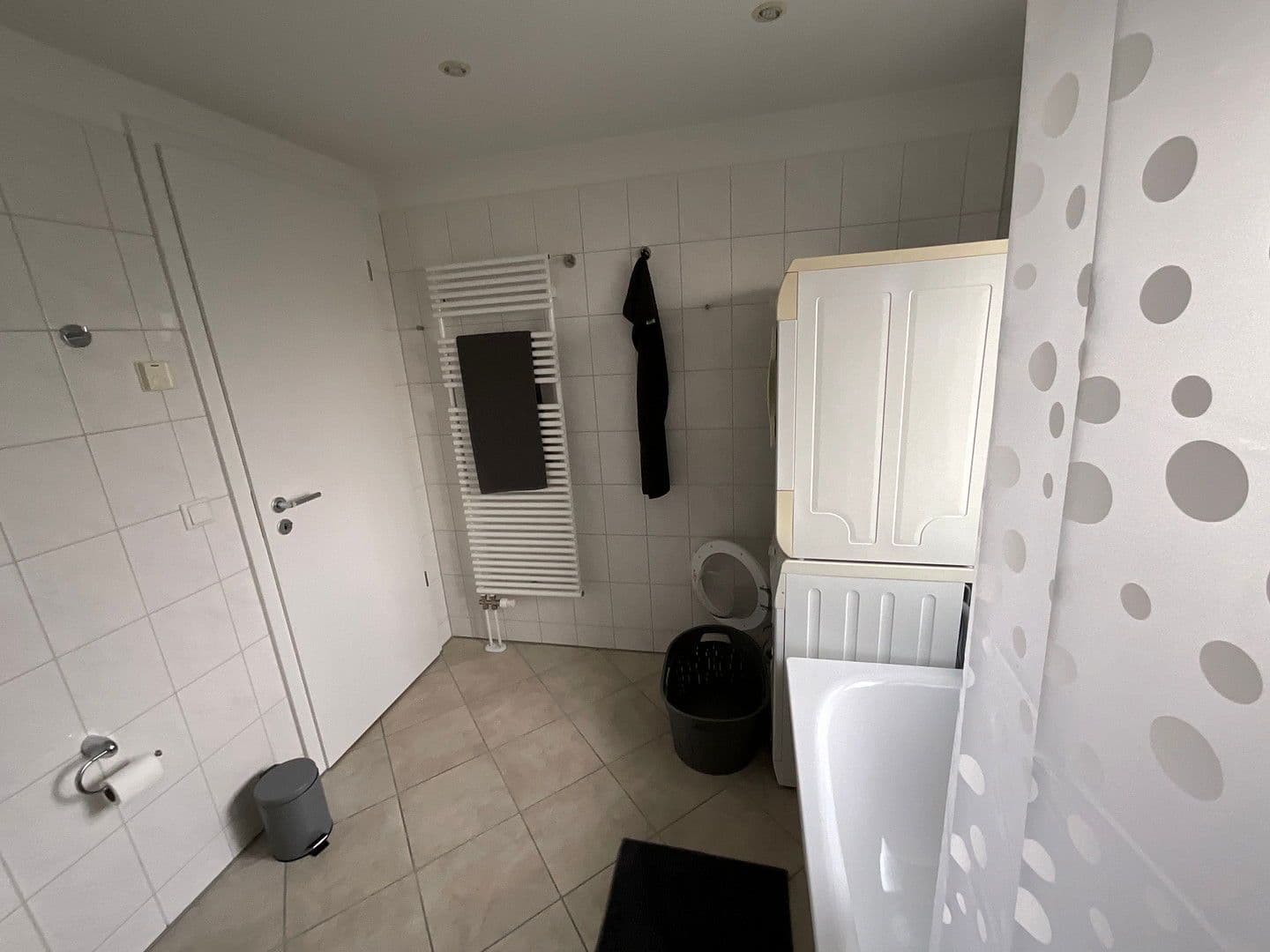 Prenájom bytu 2-izbový 69 m², Köln, Severné Porýnie - Westfálsko Prenájom bytu 2-izbový 69 m², Köln, Severné Porýnie - Westfálsko