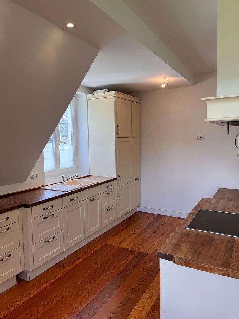 Predaj bytu 4-izbový 115 m², Hamburg, Hamburg Predaj bytu 4-izbový 115 m², Hamburg, Hamburg