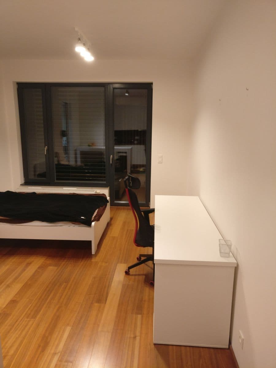 Prenájom bytu 1-izbový 34 m², U Michelského mlýna, Praha, Praha Prenájom bytu 1-izbový 34 m², U Michelského mlýna, Praha, Praha