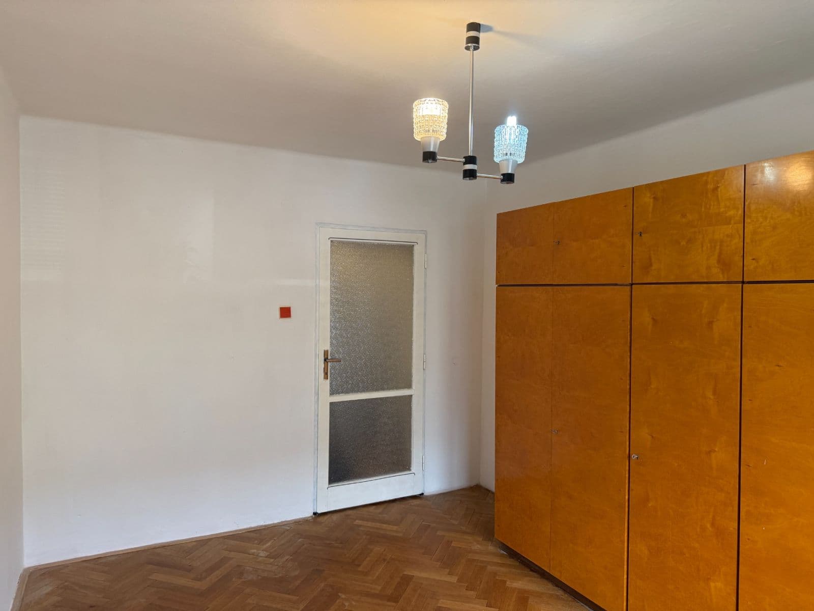 Prenájom bytu 3-izbový 78 m², Školní, Rakovník, Středočeský kraj Prenájom bytu 3-izbový 78 m², Školní, Rakovník, Středočeský kraj