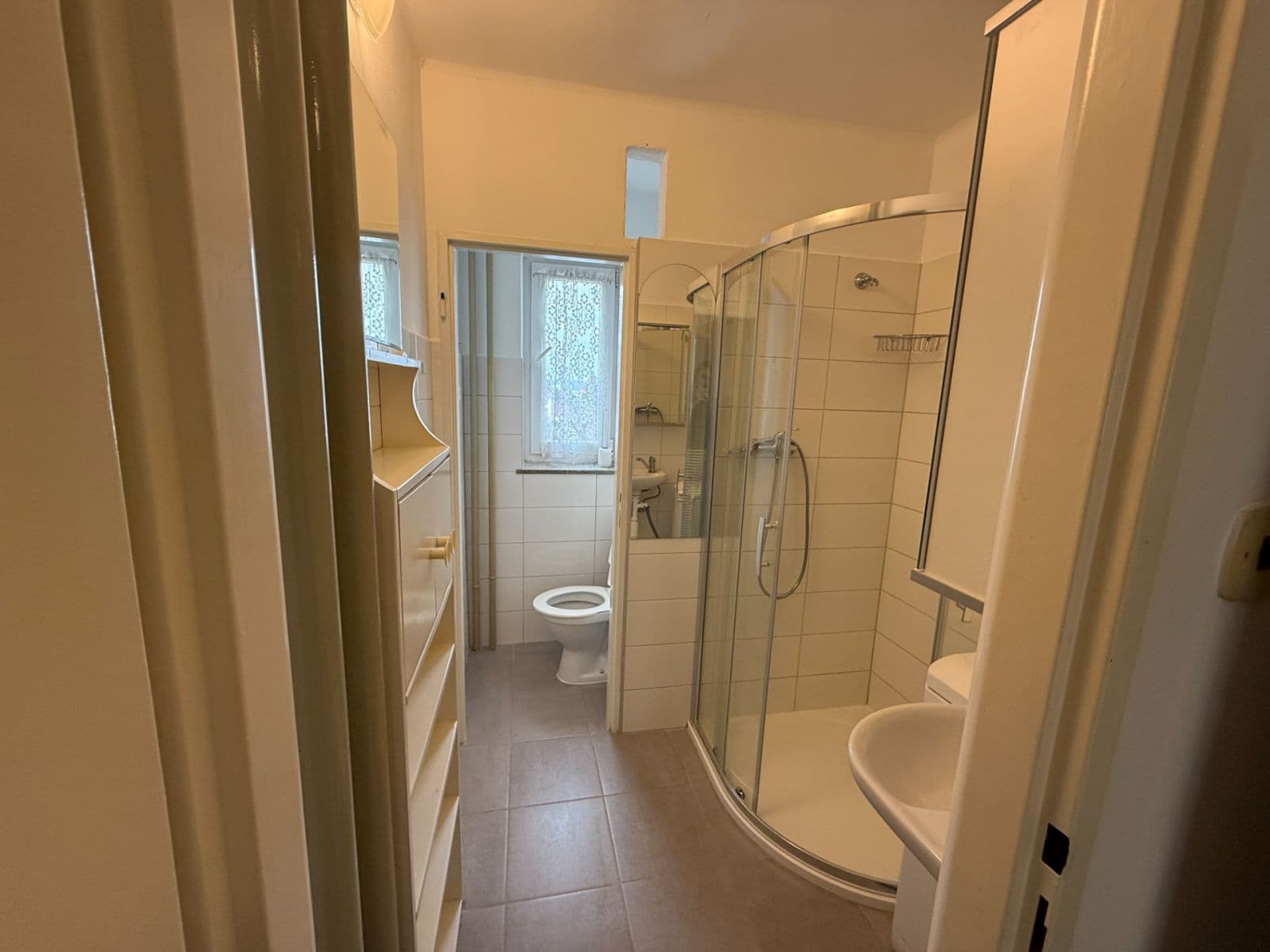 Prenájom bytu 3-izbový 78 m², Školní, Rakovník, Středočeský kraj Prenájom bytu 3-izbový 78 m², Školní, Rakovník, Středočeský kraj