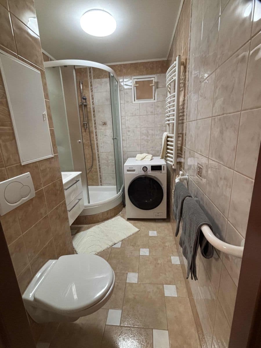 Predaj bytu 2-izbový 62 m², Mánesova, Sokolov, Karlovarský kraj Predaj bytu 2-izbový 62 m², Mánesova, Sokolov, Karlovarský kraj