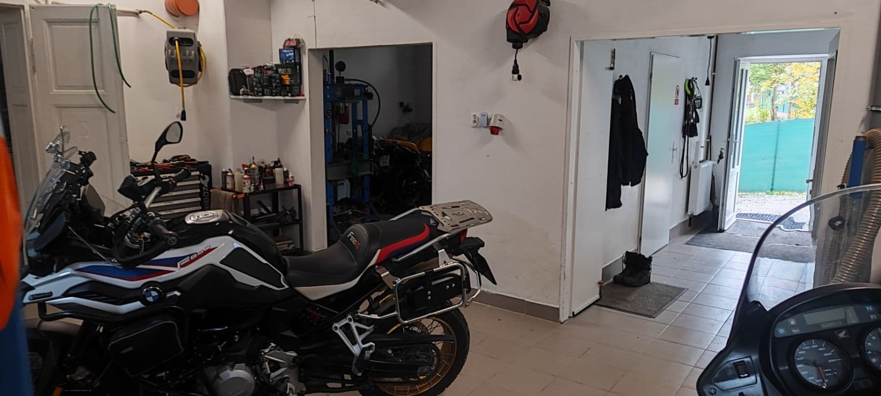 Predaj domu 664 m², pozemek 630 m², 9. května, Jablonec nad Nisou, Liberecký kraj Predaj domu 664 m², pozemek 630 m², 9. května, Jablonec nad Nisou, Liberecký kraj