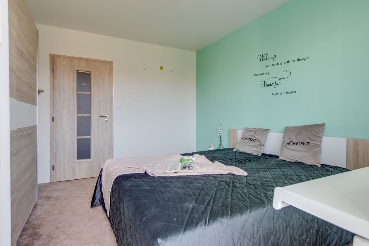 Prenájom bytu 3-izbový 60 m², Dukelských hrdinů, Rakovník, Středočeský kraj Prenájom bytu 3-izbový 60 m², Dukelských hrdinů, Rakovník, Středočeský kraj