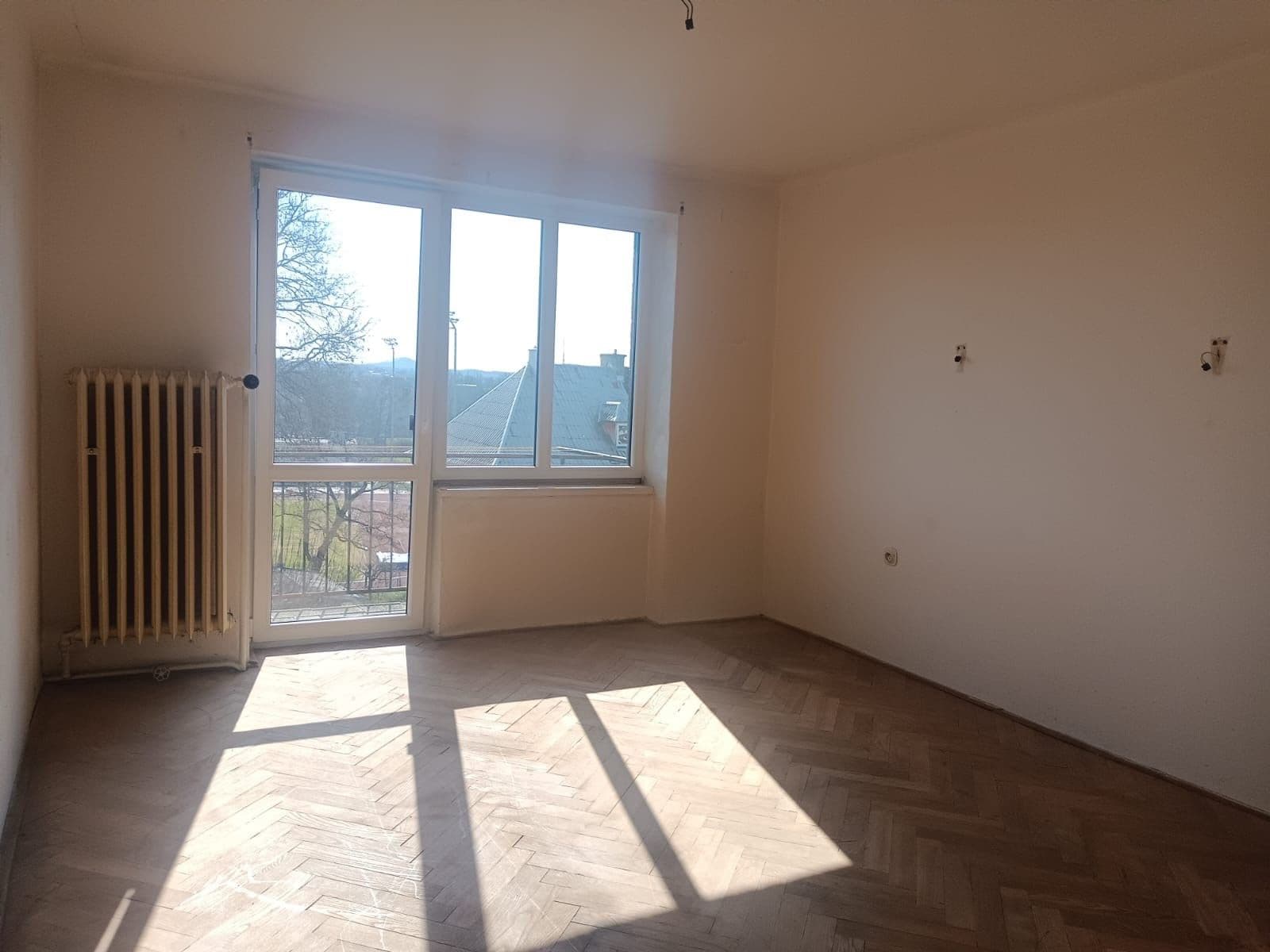 Predaj bytu 3-izbový 68 m², Pod Holým vrchem, Česká Lípa, Liberecký kraj Predaj bytu 3-izbový 68 m², Pod Holým vrchem, Česká Lípa, Liberecký kraj