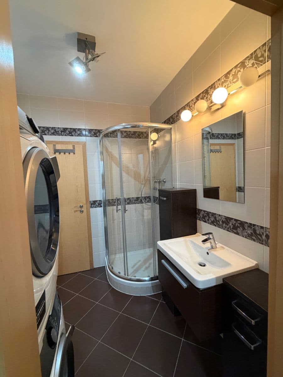 Predaj bytu 1-izbový 42 m², Pavla Beneše, Praha, Praha Predaj bytu 1-izbový 42 m², Pavla Beneše, Praha, Praha