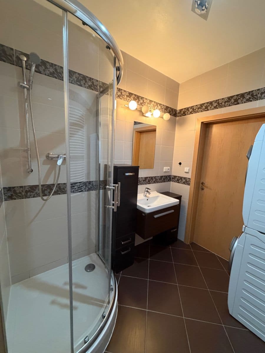 Predaj bytu 1-izbový 42 m², Pavla Beneše, Praha, Praha Predaj bytu 1-izbový 42 m², Pavla Beneše, Praha, Praha