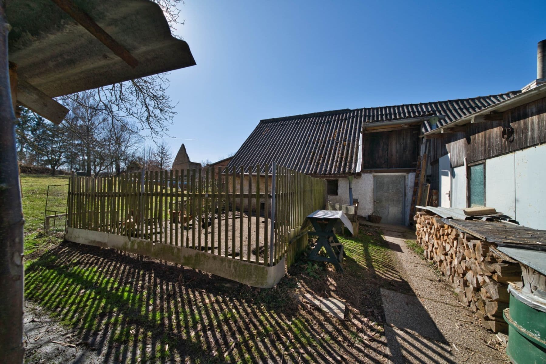 Predaj domu 100 m², pozemek 2.680 m², Barchovice, Středočeský kraj Predaj domu 100 m², pozemek 2.680 m², Barchovice, Středočeský kraj