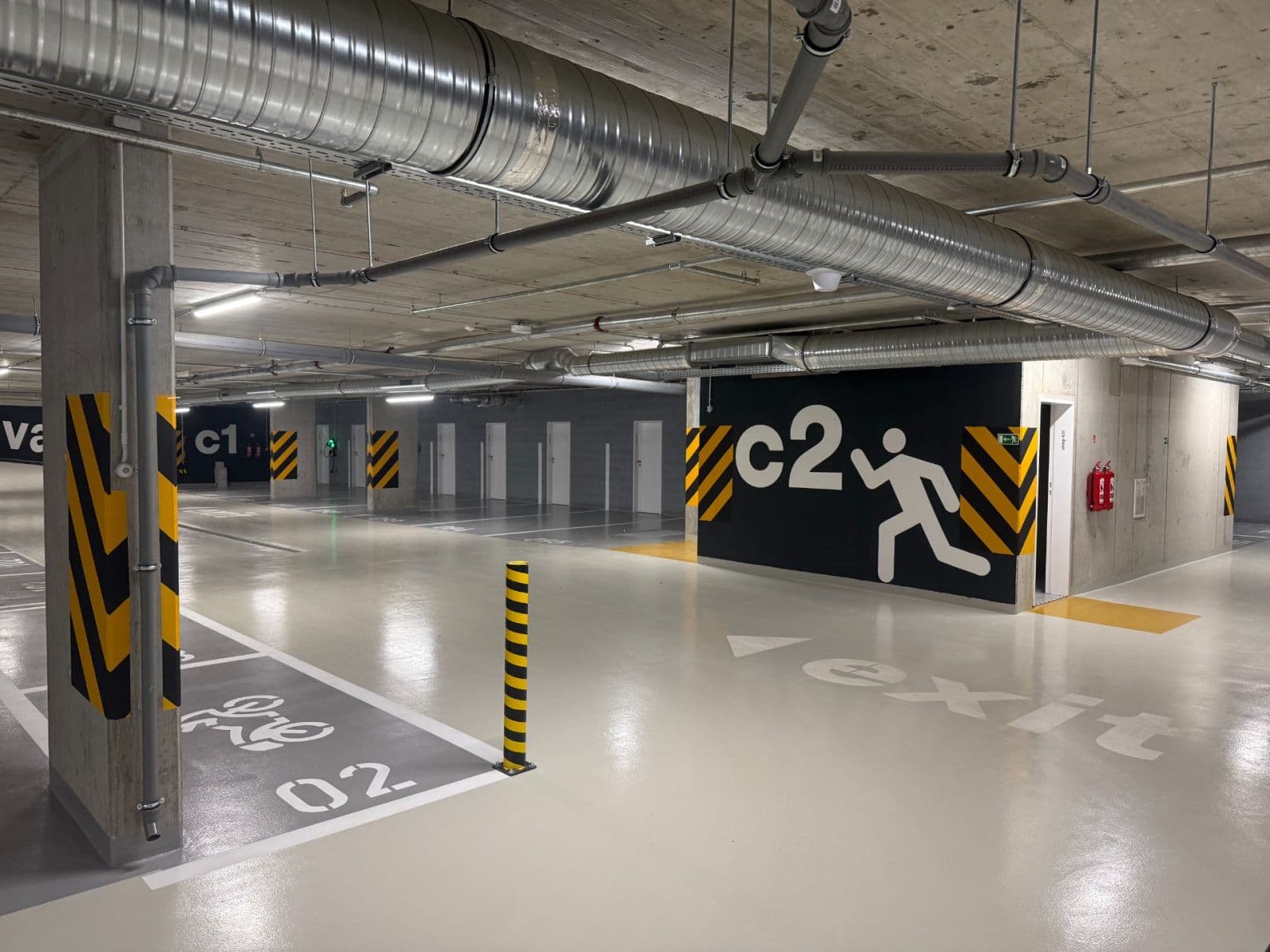 Prenájom garáže 13 m², Kolmanova, Praha, Praha Prenájom garáže 13 m², Kolmanova, Praha, Praha