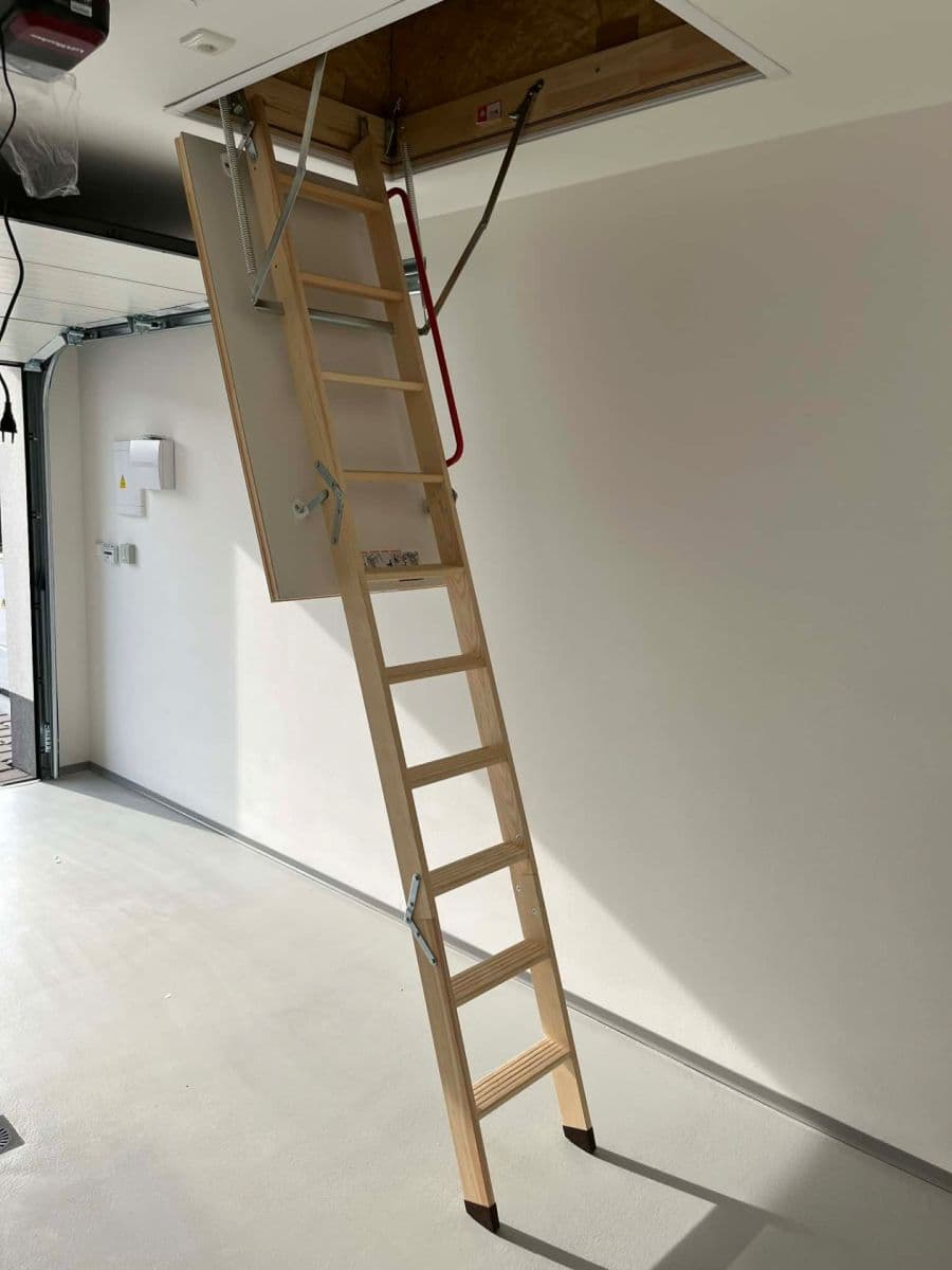 Prenájom garáže 18 m², Ječná, Havlíčkův Brod, Kraj Vysočina Prenájom garáže 18 m², Ječná, Havlíčkův Brod, Kraj Vysočina