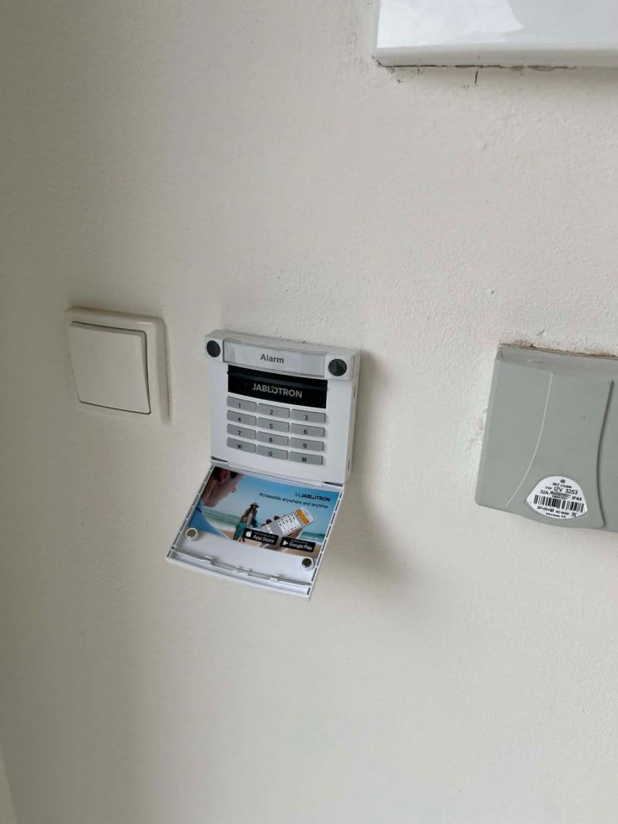 Prenájom garáže 18 m², Ječná, Havlíčkův Brod, Kraj Vysočina Prenájom garáže 18 m², Ječná, Havlíčkův Brod, Kraj Vysočina