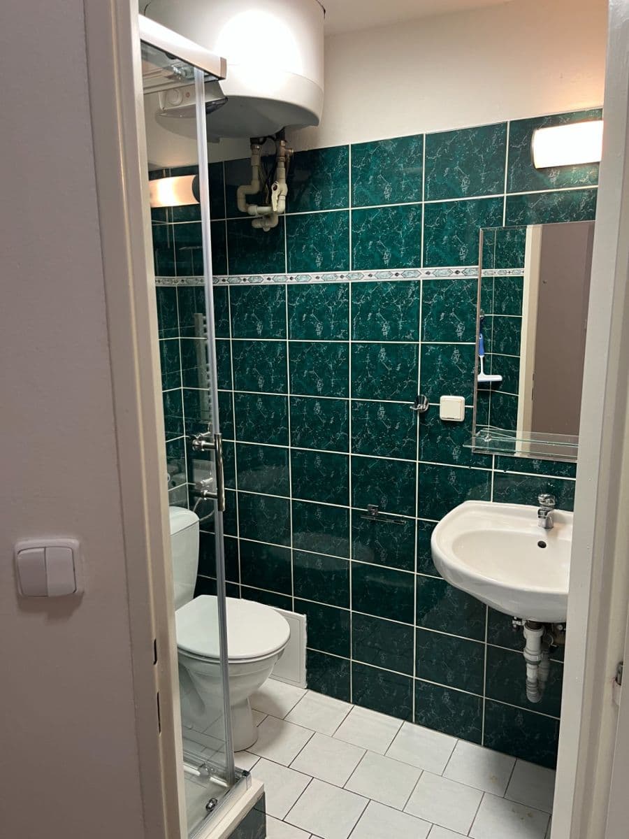 Prenájom bytu 1-izbový 35 m², Radimova, Praha, Praha Prenájom bytu 1-izbový 35 m², Radimova, Praha, Praha