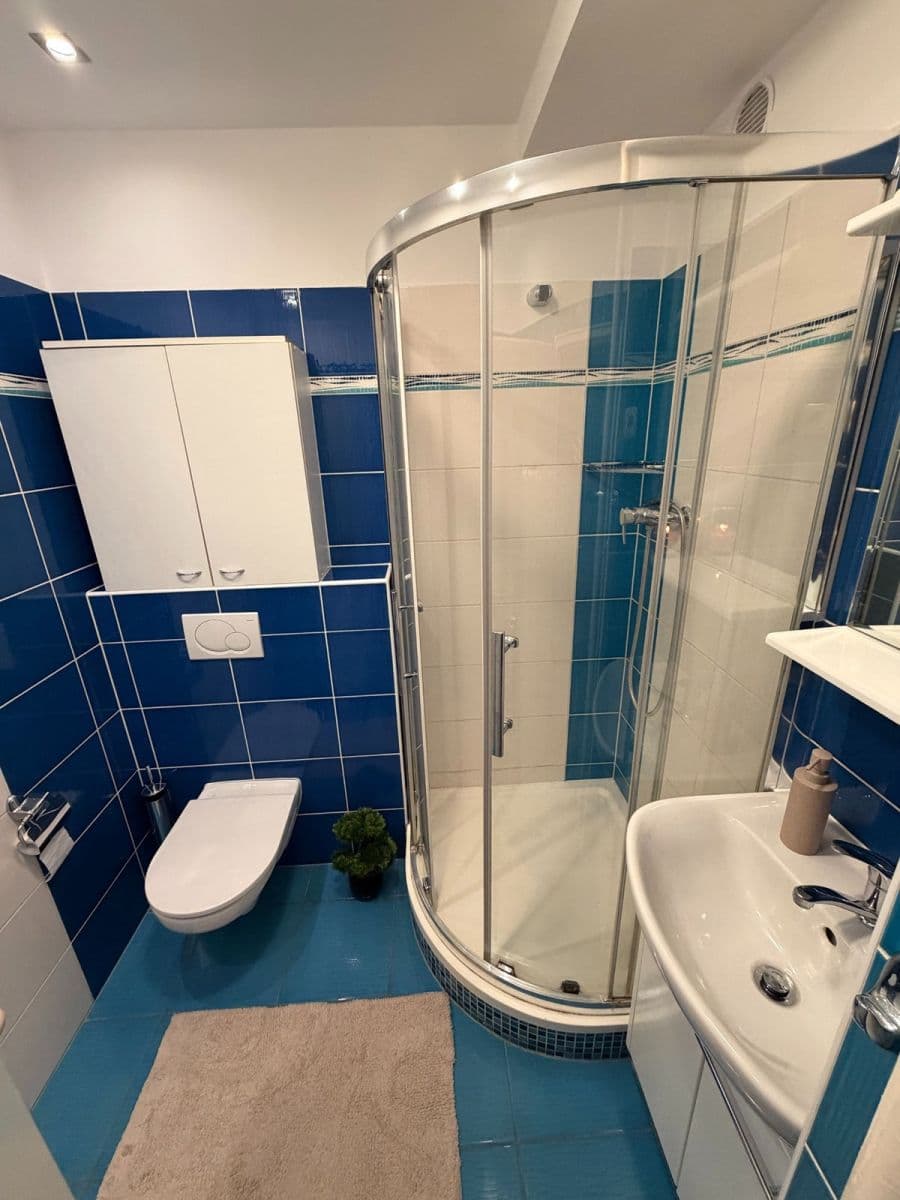 Predaj bytu 1-izbový 40 m², Moravská, Rožnov pod Radhoštěm, Zlínský kraj Predaj bytu 1-izbový 40 m², Moravská, Rožnov pod Radhoštěm, Zlínský kraj