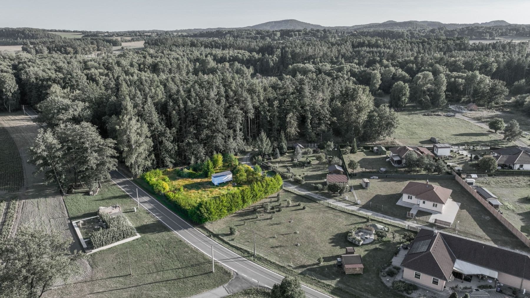 Predaj pozemku 1.742 m², Okna, Liberecký kraj Predaj pozemku 1.742 m², Okna, Liberecký kraj