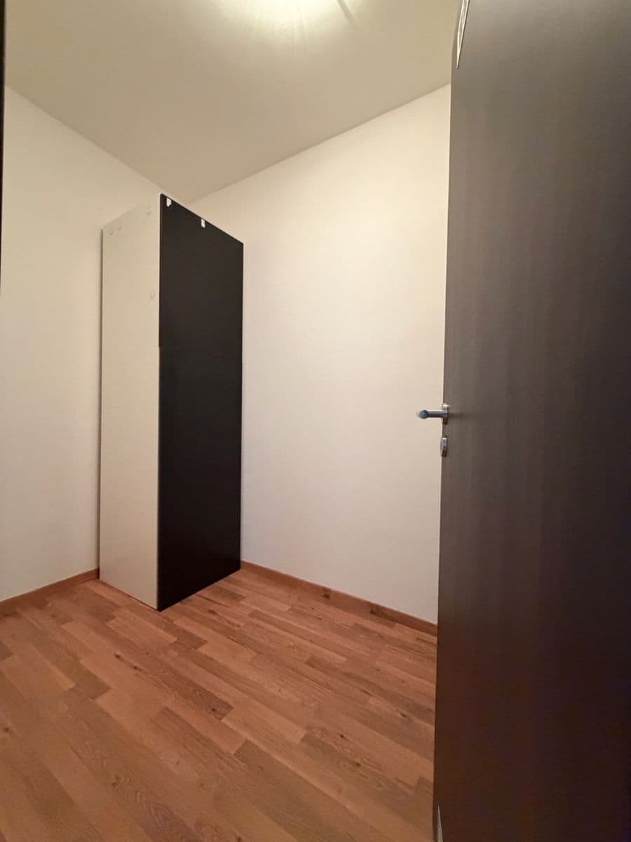 Prenájom bytu 2-izbový 59 m², Jantarová, Ostrava, Moravskoslezský kraj Prenájom bytu 2-izbový 59 m², Jantarová, Ostrava, Moravskoslezský kraj
