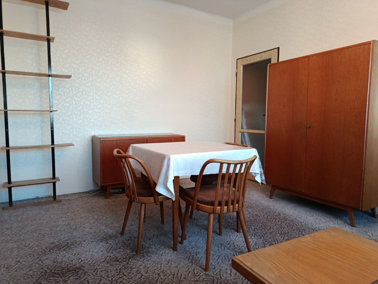 Predaj bytu 2-izbový 50 m², náměstí Generála Píky, Plzeň, Plzeňský kraj Predaj bytu 2-izbový 50 m², náměstí Generála Píky, Plzeň, Plzeňský kraj