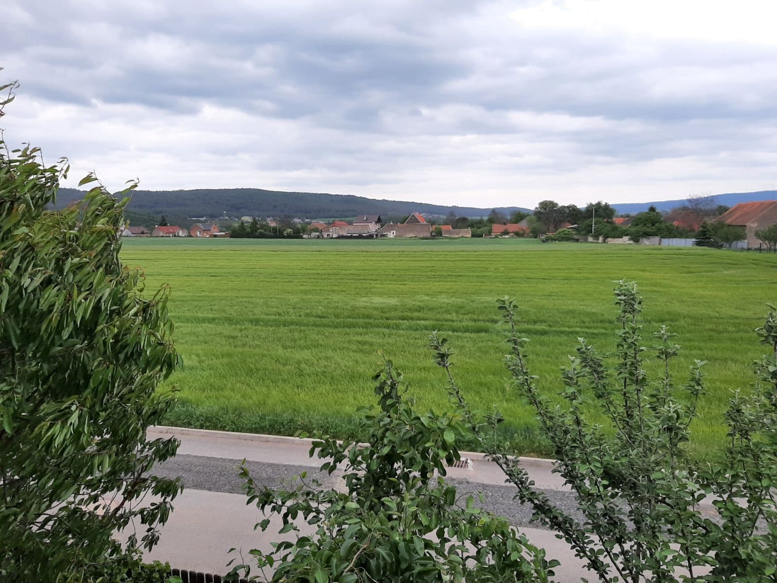 Predaj domu 163 m², pozemek 916 m², Okružní, Neumětely, Středočeský kraj Predaj domu 163 m², pozemek 916 m², Okružní, Neumětely, Středočeský kraj