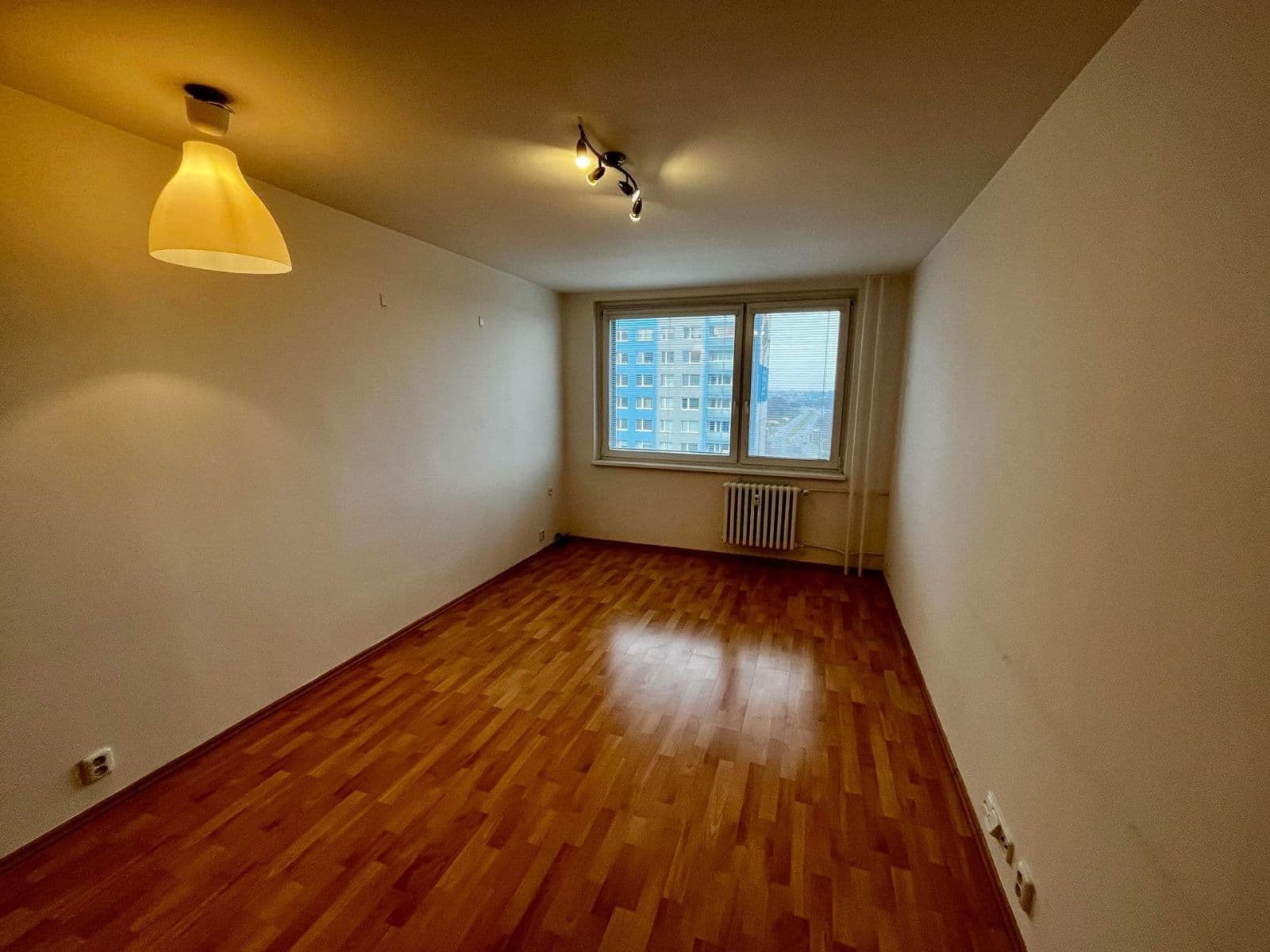 Prenájom bytu 2-izbový 45 m², Böhmova, Praha, Praha Prenájom bytu 2-izbový 45 m², Böhmova, Praha, Praha