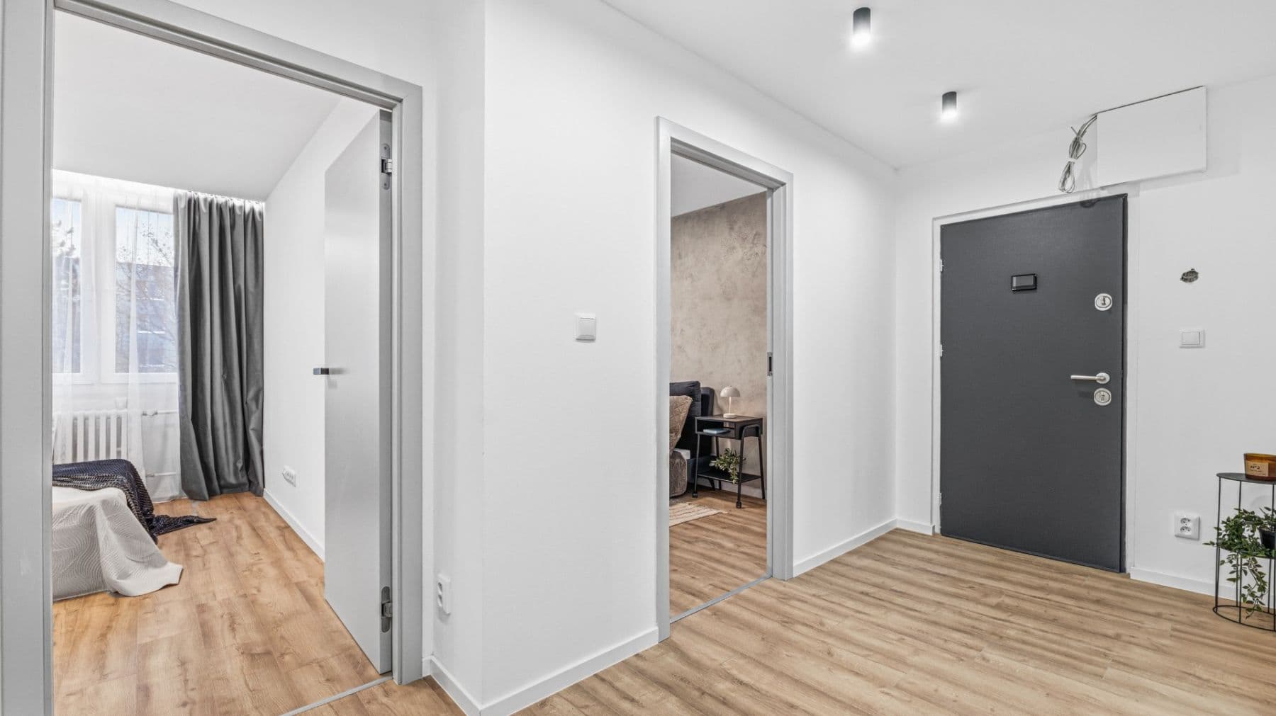 Predaj bytu 4-izbový 80 m², Emilie Hyblerové, Praha, Praha Predaj bytu 4-izbový 80 m², Emilie Hyblerové, Praha, Praha