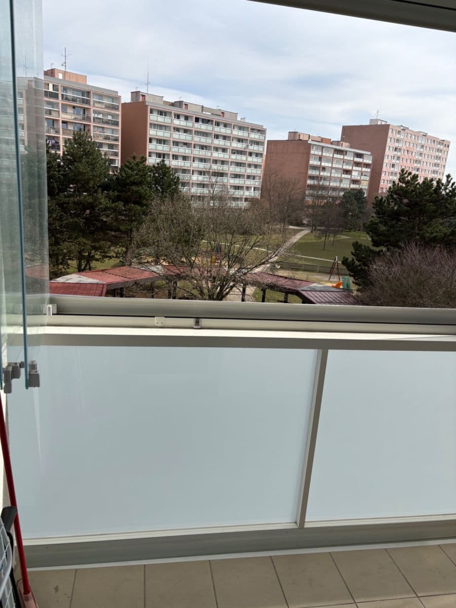 Prenájom bytu 3-izbový 78 m², Láskova, Praha, Praha Prenájom bytu 3-izbový 78 m², Láskova, Praha, Praha