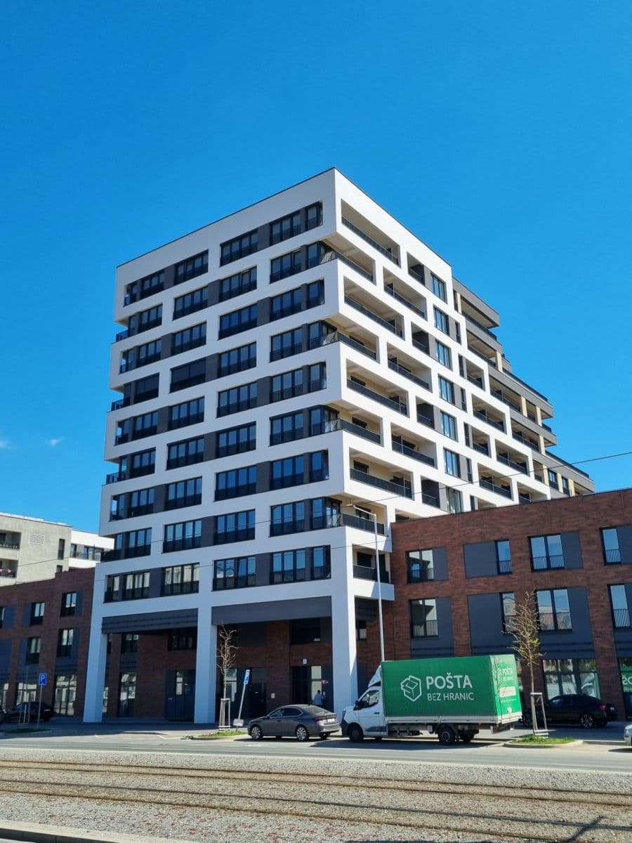 Prenájom bytu 1-izbový 32 m², Poděbradská, Praha, Praha Prenájom bytu 1-izbový 32 m², Poděbradská, Praha, Praha