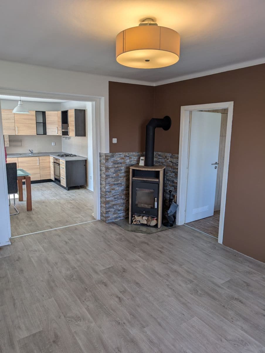 Prenájom bytu 2-izbový 54 m², Seifertova, Jihlava, Kraj Vysočina Prenájom bytu 2-izbový 54 m², Seifertova, Jihlava, Kraj Vysočina