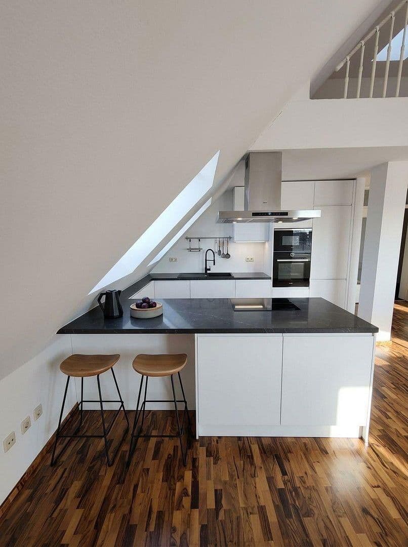 Predaj bytu 3-izbový 85 m², München, Bavorsko Predaj bytu 3-izbový 85 m², München, Bavorsko