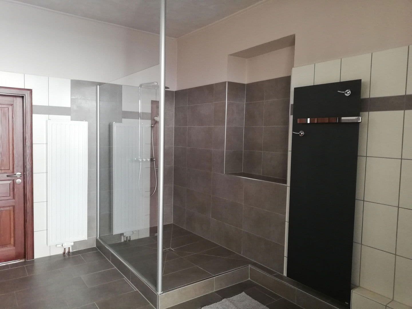 Prenájom domu 142 m², pozemek 400 m², Reil, Porýnie-Falcko Prenájom domu 142 m², pozemek 400 m², Reil, Porýnie-Falcko