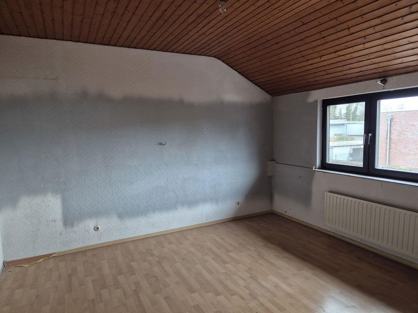 Predaj domu 111 m², pozemek 336 m², Dillingen/Saar, Sársko Predaj domu 111 m², pozemek 336 m², Dillingen/Saar, Sársko