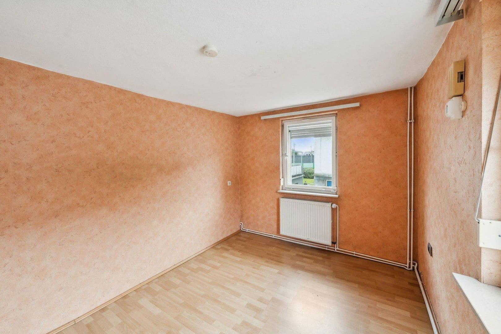 Predaj domu 291 m², pozemek 292 m², Stockstadt am Rhein, Hesensko Predaj domu 291 m², pozemek 292 m², Stockstadt am Rhein, Hesensko