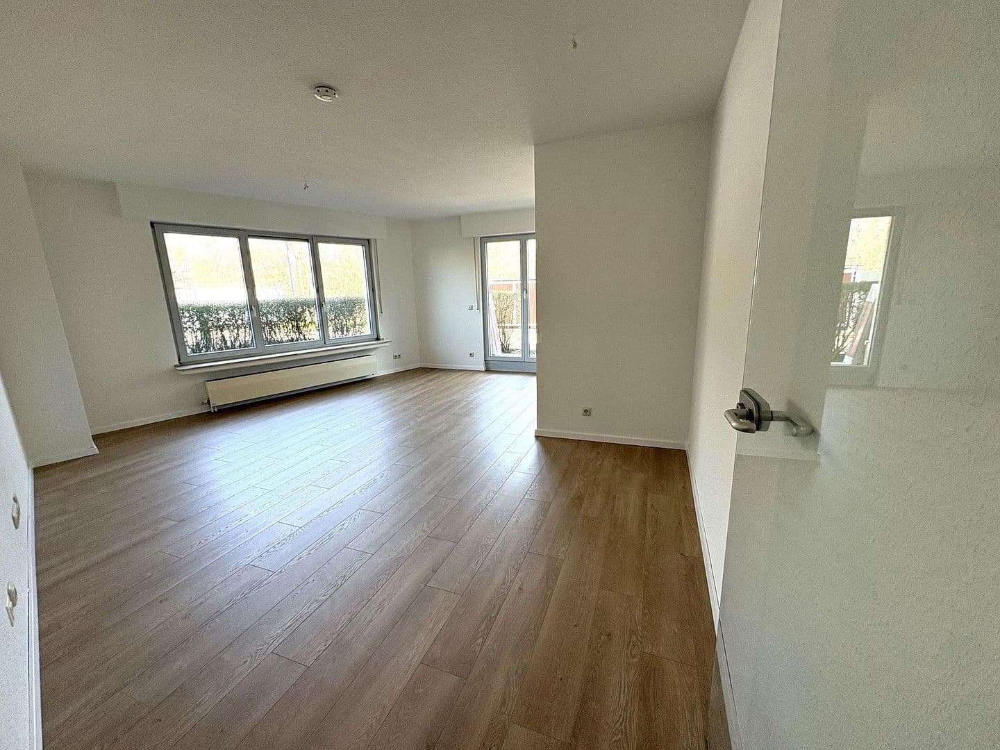Predaj bytu 3-izbový 71 m², Kastanienring 14, Leipzig, Sasko Predaj bytu 3-izbový 71 m², Kastanienring 14, Leipzig, Sasko