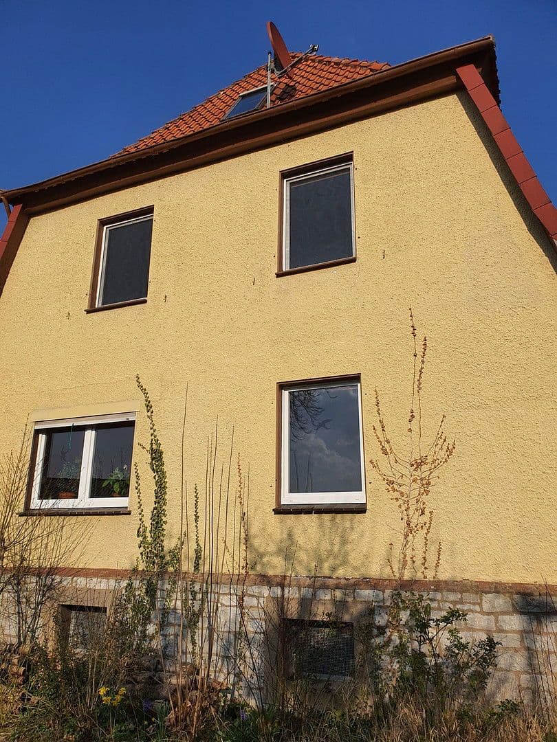 Predaj domu 135 m², pozemek 824 m², Luisenstr. 14, Einbeck, Dolné Sasko Predaj domu 135 m², pozemek 824 m², Luisenstr. 14, Einbeck, Dolné Sasko