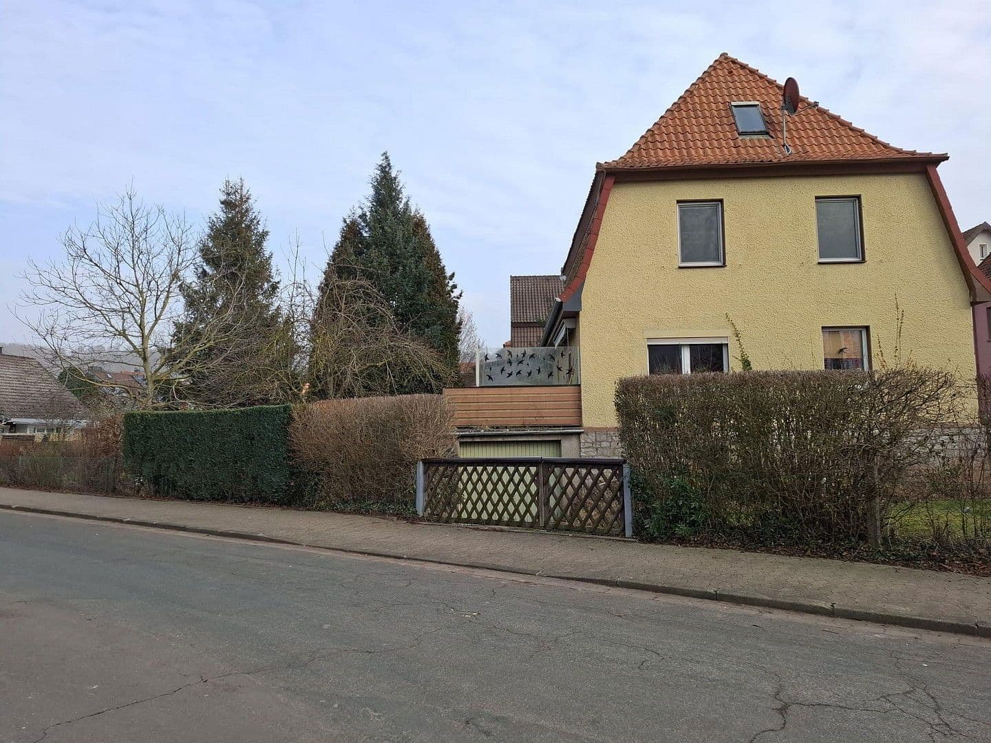 Predaj domu 135 m², pozemek 824 m², Luisenstr. 14, Einbeck, Dolné Sasko Predaj domu 135 m², pozemek 824 m², Luisenstr. 14, Einbeck, Dolné Sasko