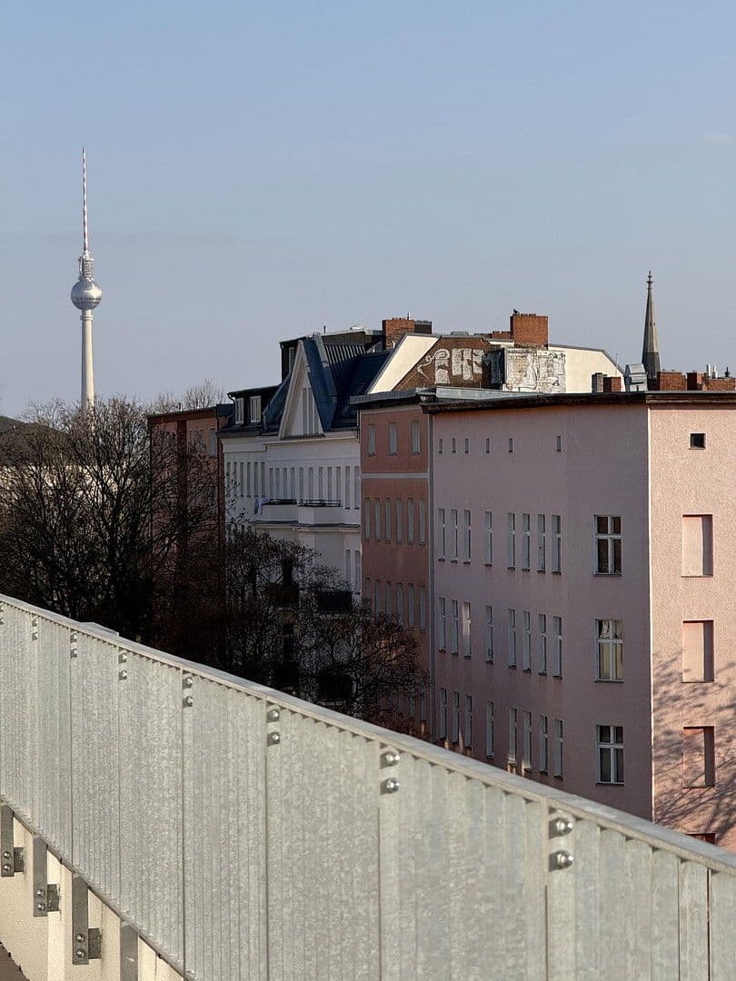 Prenájom bytu 1-izbový 30 m², Berlin, Berlín Prenájom bytu 1-izbový 30 m², Berlin, Berlín