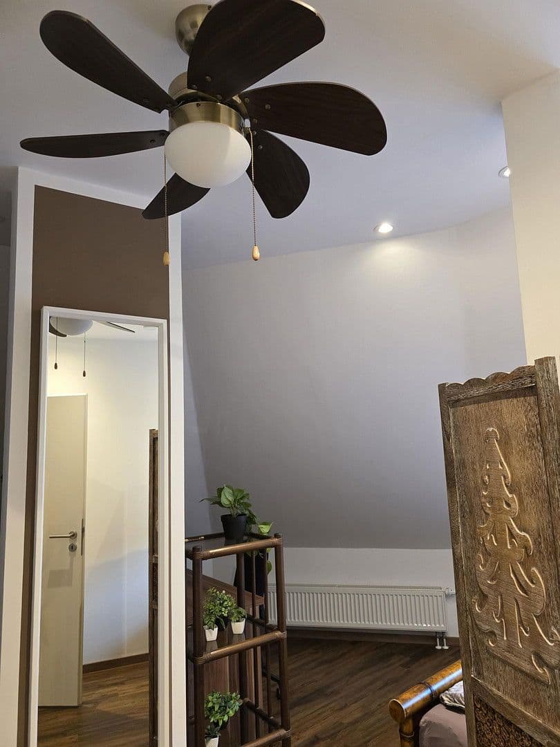 Prenájom bytu 3-izbový 80 m², Hohenmölsen, Sasko-Anhaltsko Prenájom bytu 3-izbový 80 m², Hohenmölsen, Sasko-Anhaltsko